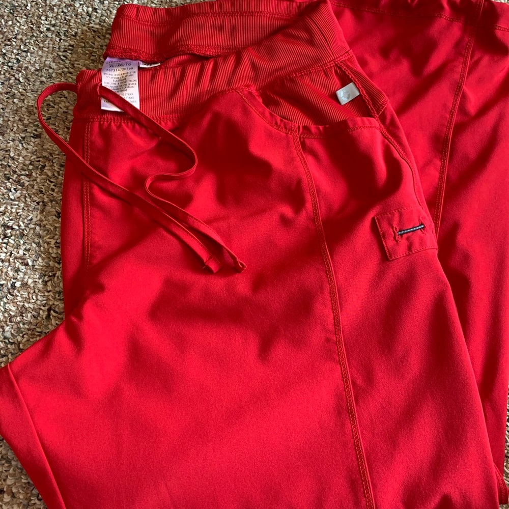 Women’s scrub pants